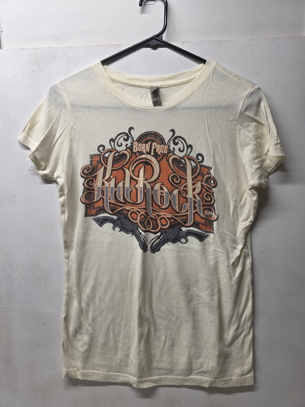 Kid Rock Born Free 2011 Women’s M Next Level T Shirt Cream Graphic Band Tee